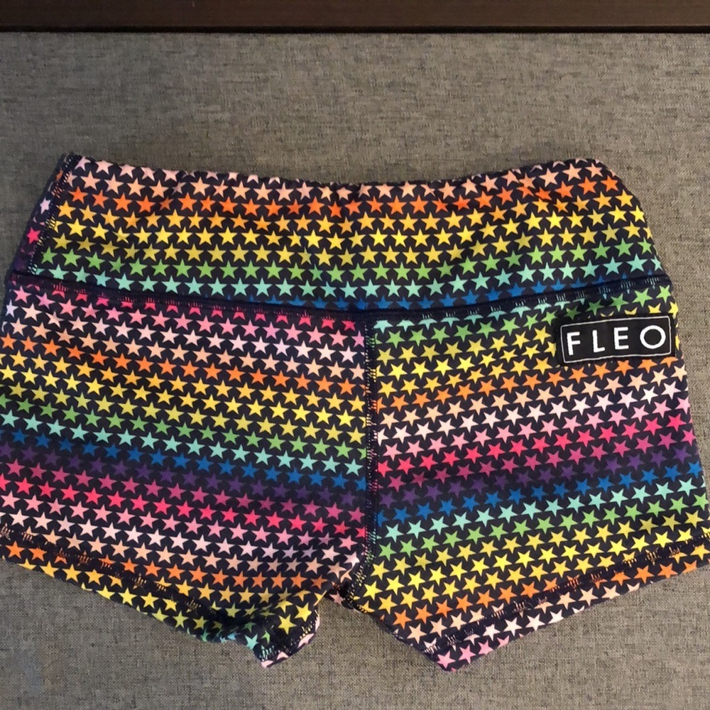 Fleo Rainbow Star OG Shorts - Multicolor